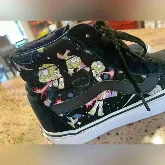 Vans x Disney TOY STORY Sk8-Hi Pixar Buzz Lightyear Suede Mens 7 Shoes 721278 - Picture 3 of 15